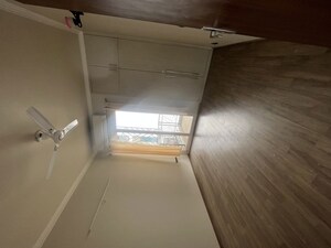 Furnished Amenities in 2.5 BHK Builder Floor at Central Park Flower Valley, Sohna Sector 33 – for Sale