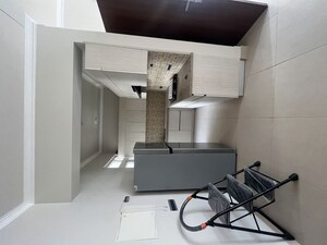 Team Area in 2.5 BHK Builder Floor at Central Park Flower Valley, Sohna Sector 33 – for Sale