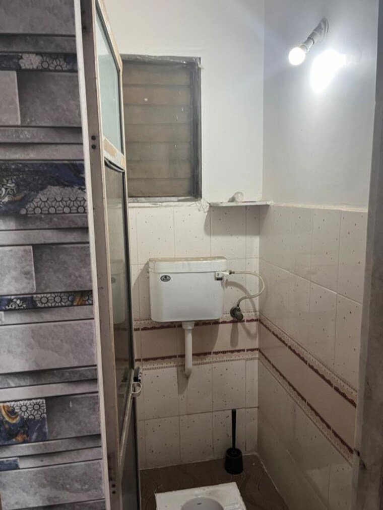 Bathroom, prabhu-dham-apartment 1 RK 400 Sq.Ft. Apartment In Ghansoli Navi Mumbai 10666013
