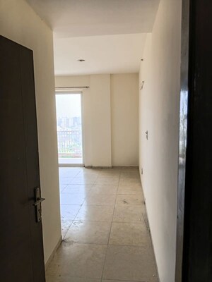 Room in 3 BHK Apartment at Gazipur – for Sale
