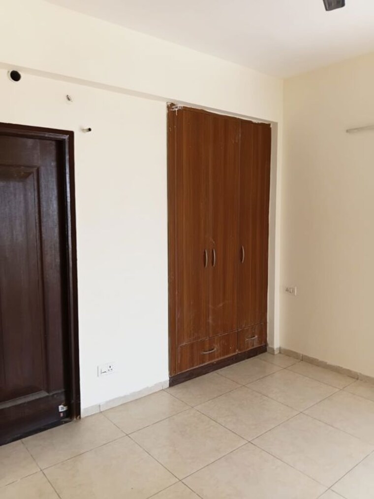 Room, gazipur 3 Bedroom 1885 Sq.Ft. Apartment In Gazipur Zirakpur 10665892