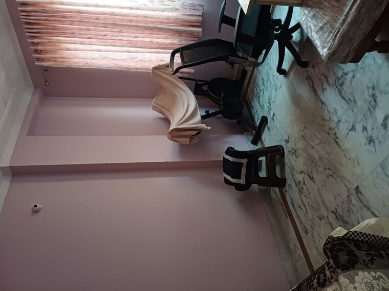 Room, badarpur 3.5 Bedroom 90 Sq.Yd. Builder Floor In Badarpur Delhi 10666065