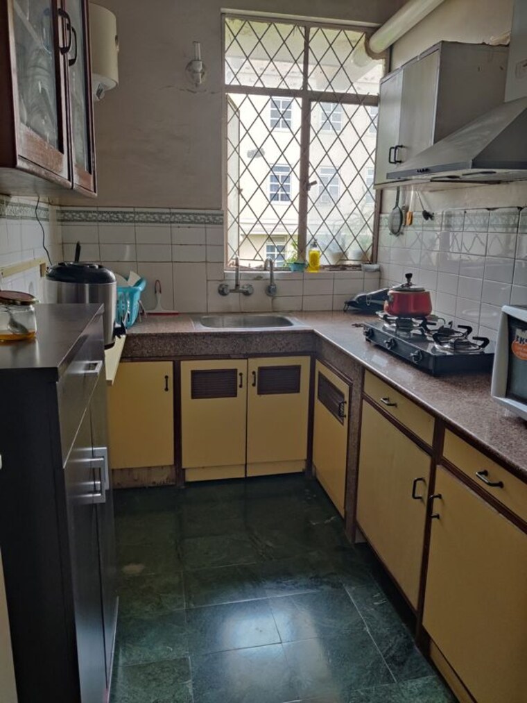 Kitchen, eros-sterling-apartments 2 Bedroom 950 Sq.Ft. Apartment In Charmwood Village Faridabad 10666009