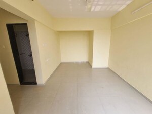 Room in 4 BHK Villa at Thane West – for Rent