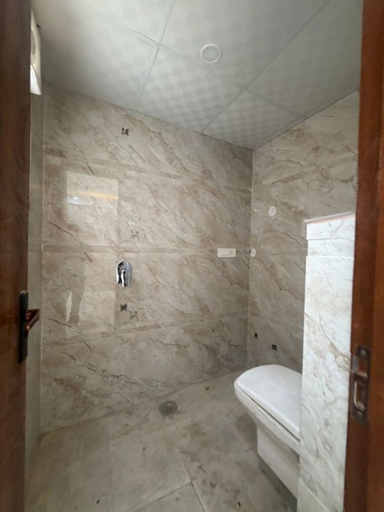 Bathroom, palm-residency-chhatarpur 3 Bedroom 1200 Sq.Ft. Apartment In Chattarpur Delhi 10666082