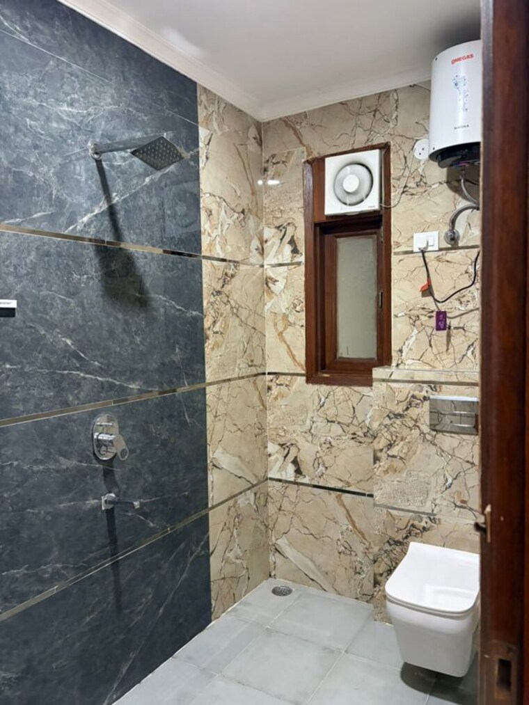 Bathroom, palm-residency-chhatarpur 3 Bedroom 1350 Sq.Ft. Apartment In Chattarpur Delhi 10666127