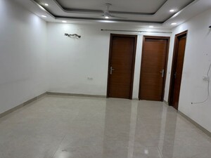 Room in 3 BHK Apartment at Palm Residency Chhatarpur, Chattarpur – for Rent