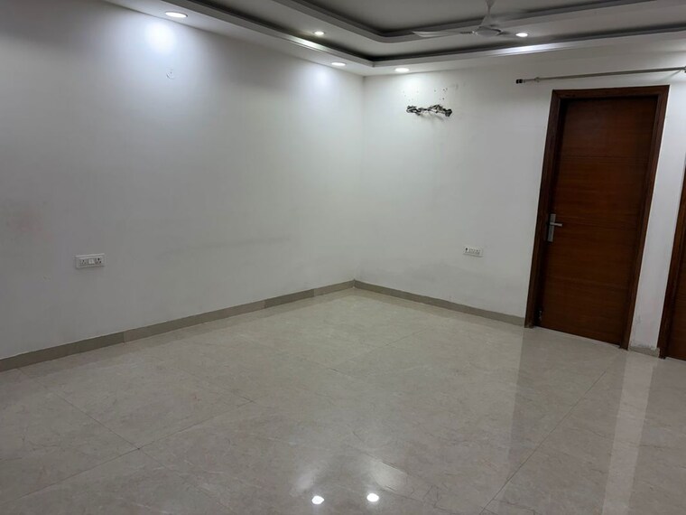 Room, palm-residency-chhatarpur 3 Bedroom 1350 Sq.Ft. Apartment In Chattarpur Delhi 10666127