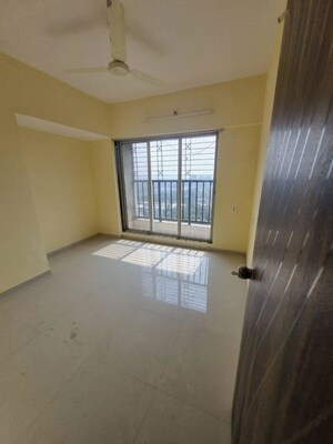 2 BHK Apartment For Sale in Jambli Naka