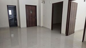 Room in 3 BHK Apartment at Shimla Bypass Road – for Rent