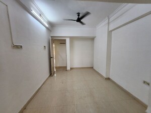 Living Room in 2.5 BHK Apartment at Mahavir Heights Ghansoli, Ghansoli – for Rent