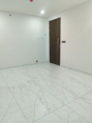 Room in 3 BHK Apartment at Sumadhura Olumpus, Nanakramguda – for Rent