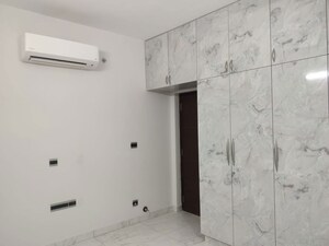 Room in 3 BHK Apartment at Sumadhura Olumpus, Nanakramguda – for Rent
