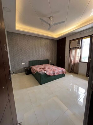 Bedroom in 2 BHK Builder Floor at Chattarpur – for Rent