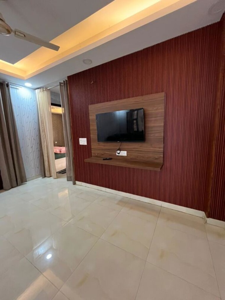 Hall, chattarpur 2 Bedroom 850 Sq.Ft. Builder Floor In Chattarpur Delhi 10666342