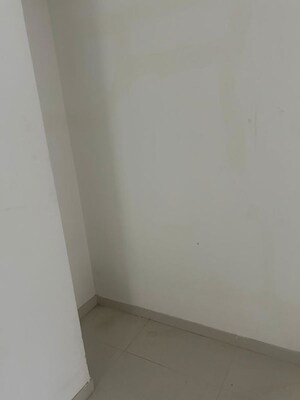 Room in 1 BHK Apartment at Dhanori – for Rent