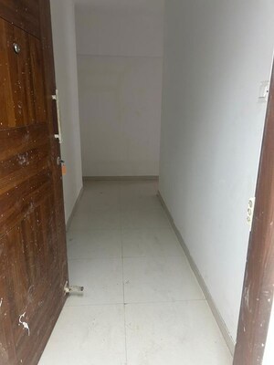 Room in 1 BHK Apartment at Dhanori – for Rent