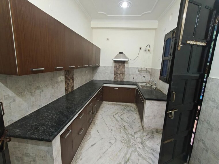 Kitchen, sector 46 3 Bedroom 1800 Sq.Ft. Builder Floor In Sector 46 Gurgaon 10666359