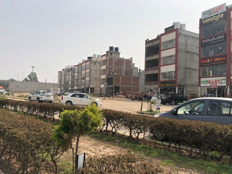 Exterior View, dlf-central-square  350 Sq.Yd. Plot In North Mullanpur Chandigarh 10666379