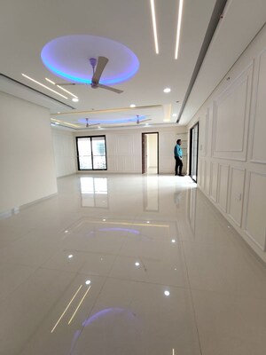 Hall in 4 BHK Apartment at Supreme Belmac Residences, Kalyani Nagar – for Rent