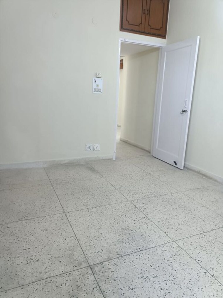 Room, hope-apartments 3.5 Bedroom 1800 Sq.Ft. Apartment In Sector 15 Gurgaon 10666403