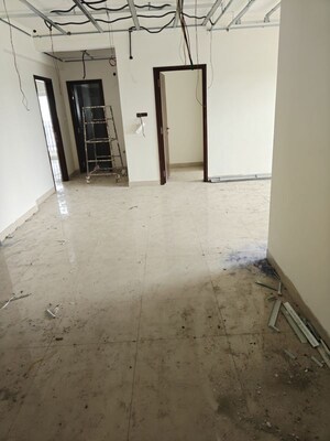 Room in 3 BHK Apartment at Origin Amogha, Kollur – for Rent