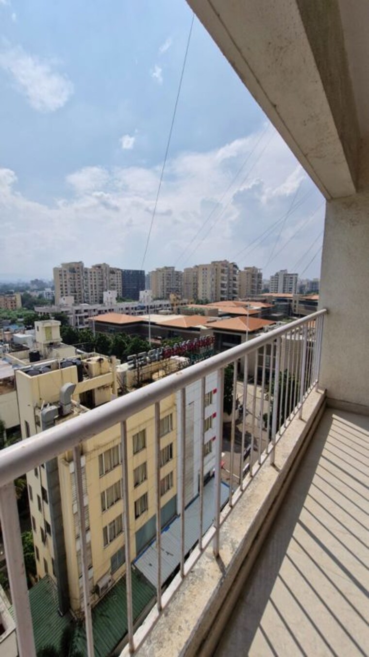Balcony, patil nagar 2.5 Bedroom 1000 Sq.Ft. Apartment In Patil Nagar Pune 10666422
