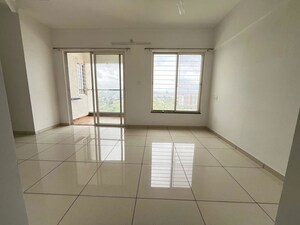 2 BHK Apartment For Rent in VJ YashOne Infinitee, Tathawade