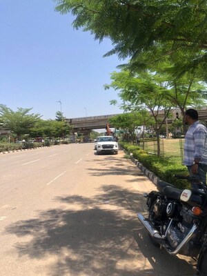 Parking in  Plot at DLF Central Square, North Mullanpur – for Sale