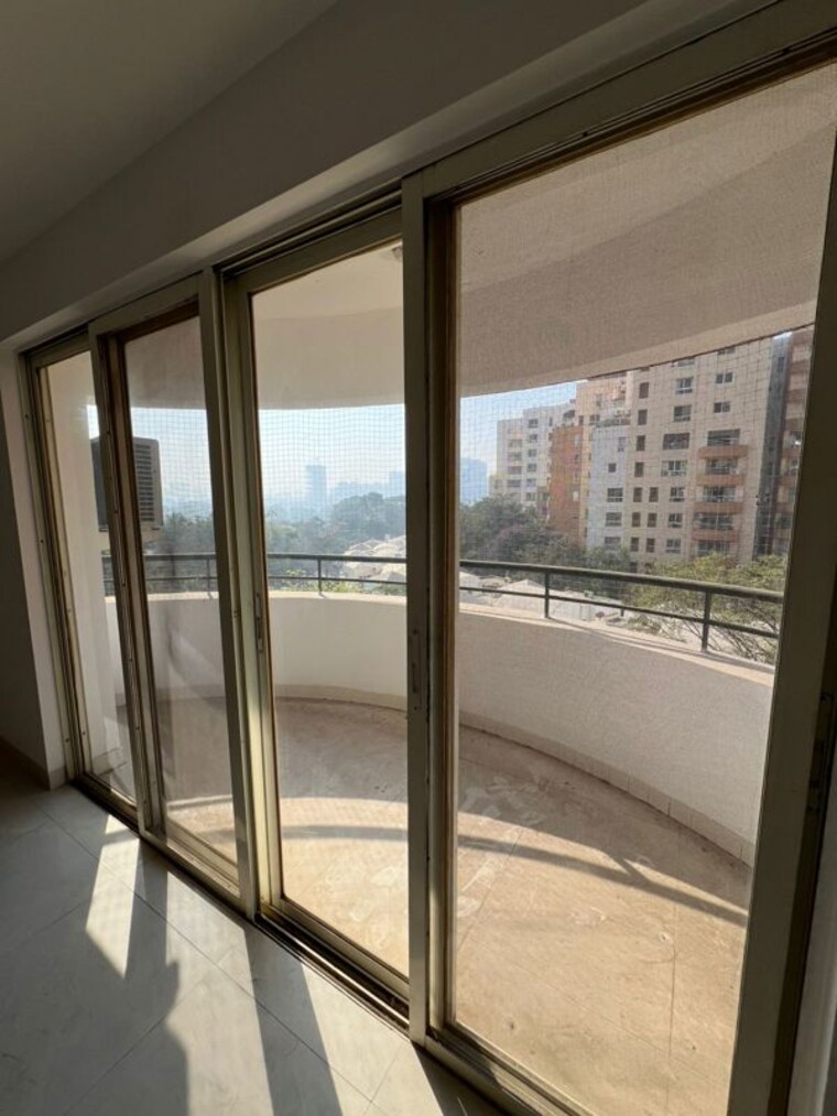 Balcony, landmark-garden 4 Bedroom 2950 Sq.Ft. Apartment In Kalyani Nagar Pune 10666455