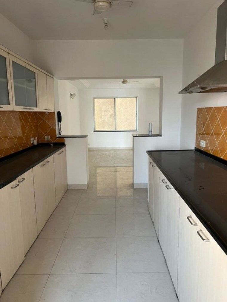 Kitchen, landmark-garden 4 Bedroom 2950 Sq.Ft. Apartment In Kalyani Nagar Pune 10666455