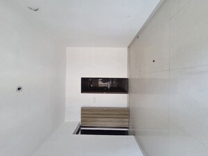 2 BHK Apartment For Rent in Avant Hillway, Goregaon East