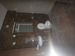 Furnished Amenities in 2 BHK Apartment at Avant Hillway, Goregaon East – for Rent