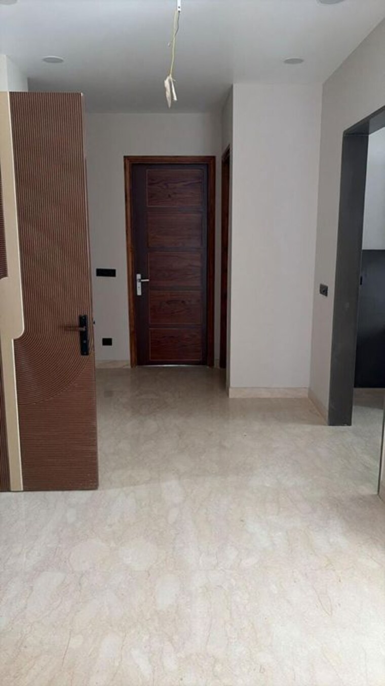 Room, south city 1 3 Bedroom 2000 Sq.Ft. Builder Floor In South City 1 Gurgaon 10666474