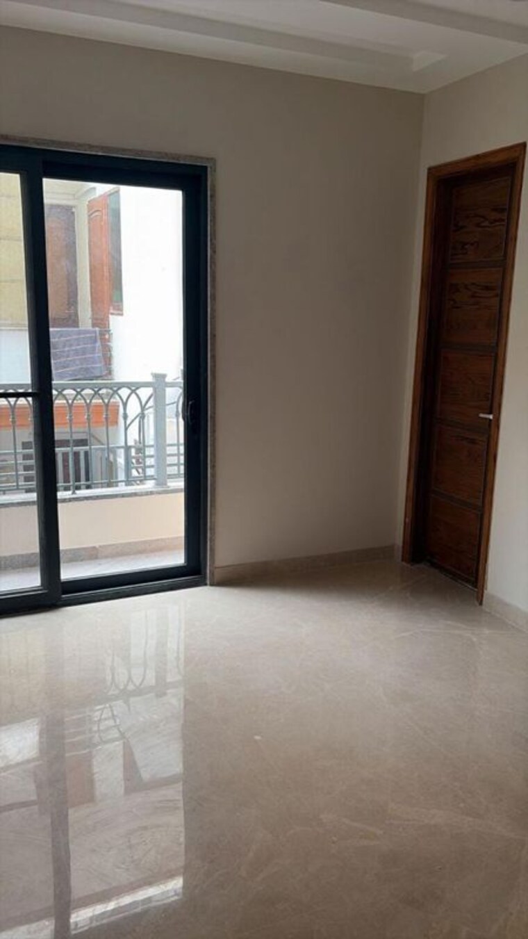 Room, south city 1 3 Bedroom 2000 Sq.Ft. Builder Floor In South City 1 Gurgaon 10666474