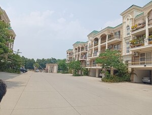  Plot – Exterior View View at DLF Central Square, North Mullanpur - for Sale