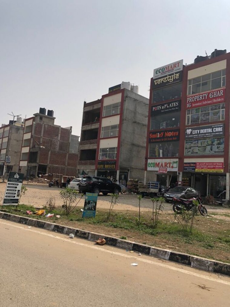 Exterior View, dlf-central-square  500 Sq.Yd. Plot In North Mullanpur Chandigarh 10666490