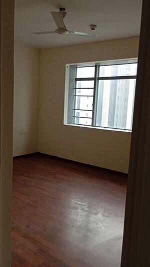 Room in 2.5 BHK Apartment at Lanco Hills Apartments, Manikonda – for Sale