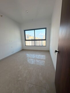 2 BHK Apartment For Rent in Kalpataru Immensa