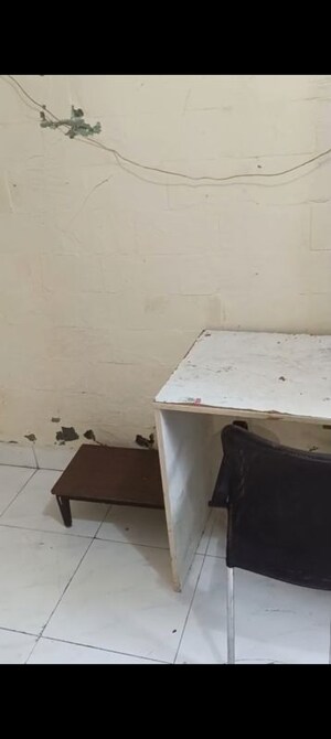 1 BHK Apartment For Rent in Bombay Taximens CHS, Lbs Marg