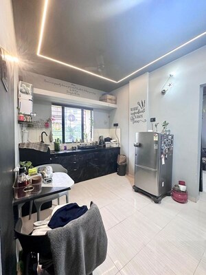 Team Area in 1 BHK Apartment at Viman Pearl, Viman Nagar – for Rent