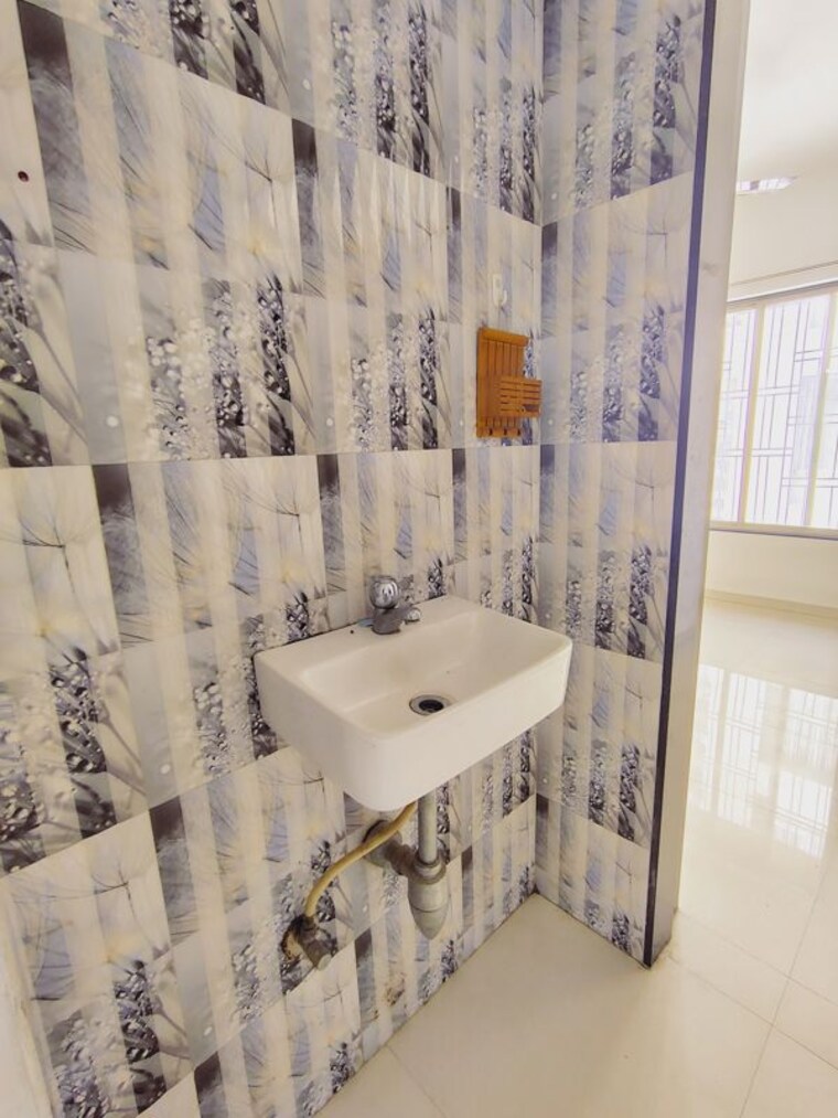 Bathroom, veddant-ganesh-bella-rossa-phase-2 1 Bedroom 477 Sq.Ft. Apartment In Punawale Pune 10666583