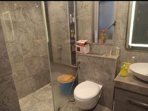 Bathroom in 3 BHK Apartment at Oberoi Maxima, Andheri East – for Sale