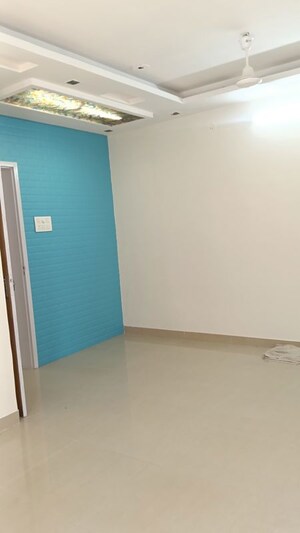 Room in 2 BHK Apartment at Swapnalok Towers, Malad East – for Rent