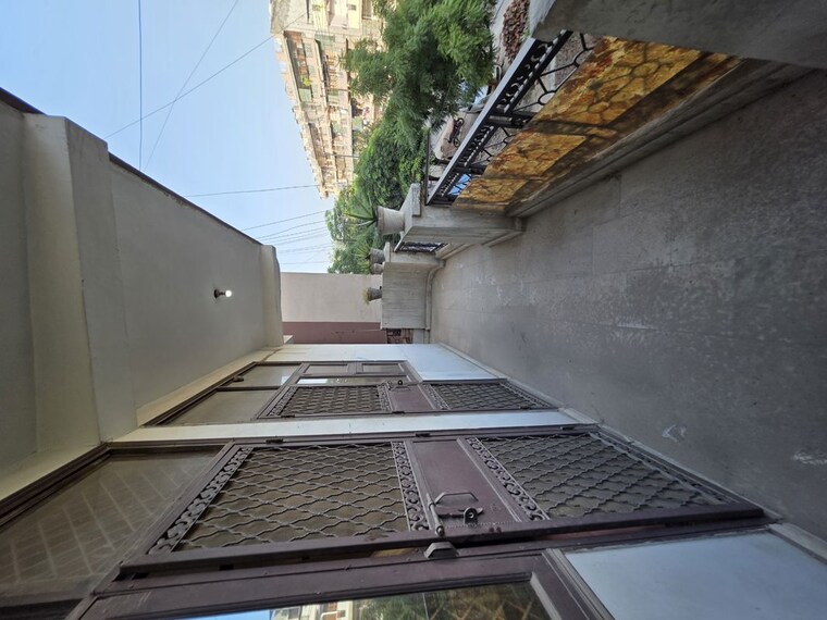 Balcony, vikram-enclave 3 Bedroom 1250 Sq.Ft. Apartment In Shalimar Garden Ghaziabad 10666623