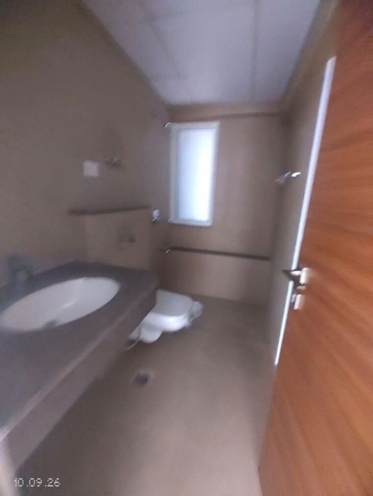 Bathroom, godrej-meridien 3 Bedroom 1855 Sq.Ft. Apartment In Sector 106 Gurgaon 10666635
