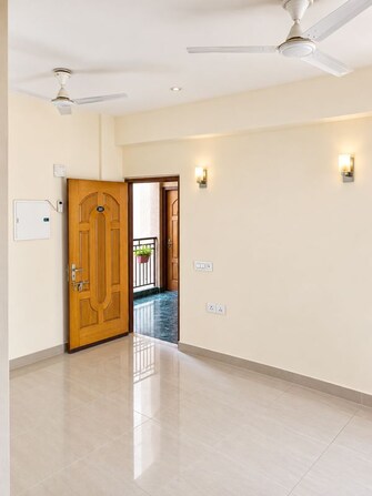 2 BHK 800 Sq.Ft. Apartment in Shree Vardhman Mantra