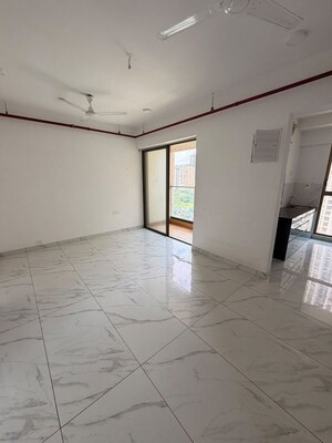 Room in 2 BHK Apartment at Raymond Ten X Habitat, Pokhran Road No Two – for Rent