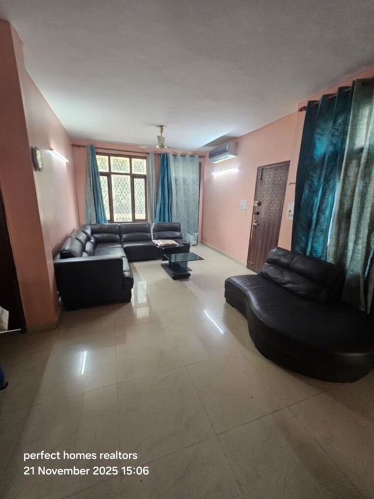 Living Room, ardee-city 3 Bedroom 1500 Sq.Ft. Builder Floor In Sector 52 Gurgaon 10666664