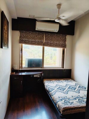 Bedroom in 2.5 BHK Apartment at Manpada – for Sale